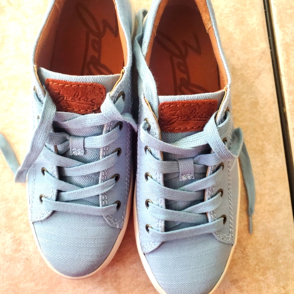 Casual Women’s Light Blue Canvas Sneakers